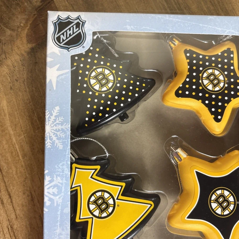 New Boston Bruins Six-Pack Shatterproof Tree And Star Ornament Set